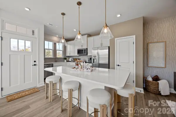 9031 Gulledge Court, Charlotte, NC 28262