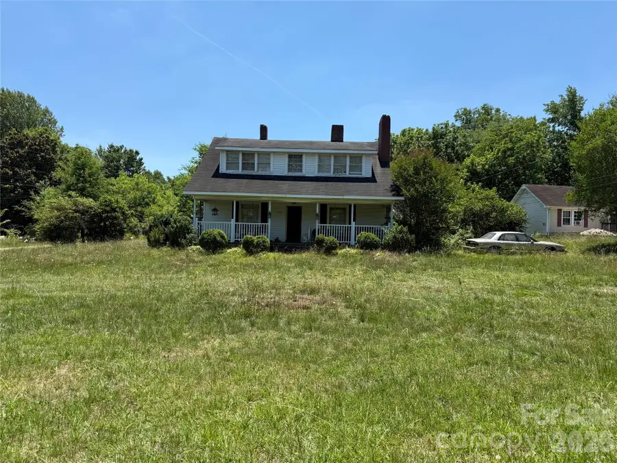 962 Greensboro Street Extension, Lexington, NC 27295 - #2