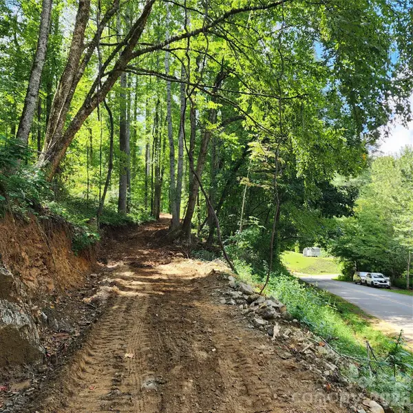 618 Dark Ridge Road, Sylva, NC 28779