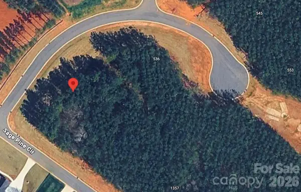 512 Barefoot Lane, Clover, SC 29710