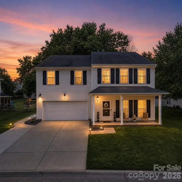 1721 Canebrook Glen, York, SC 29745