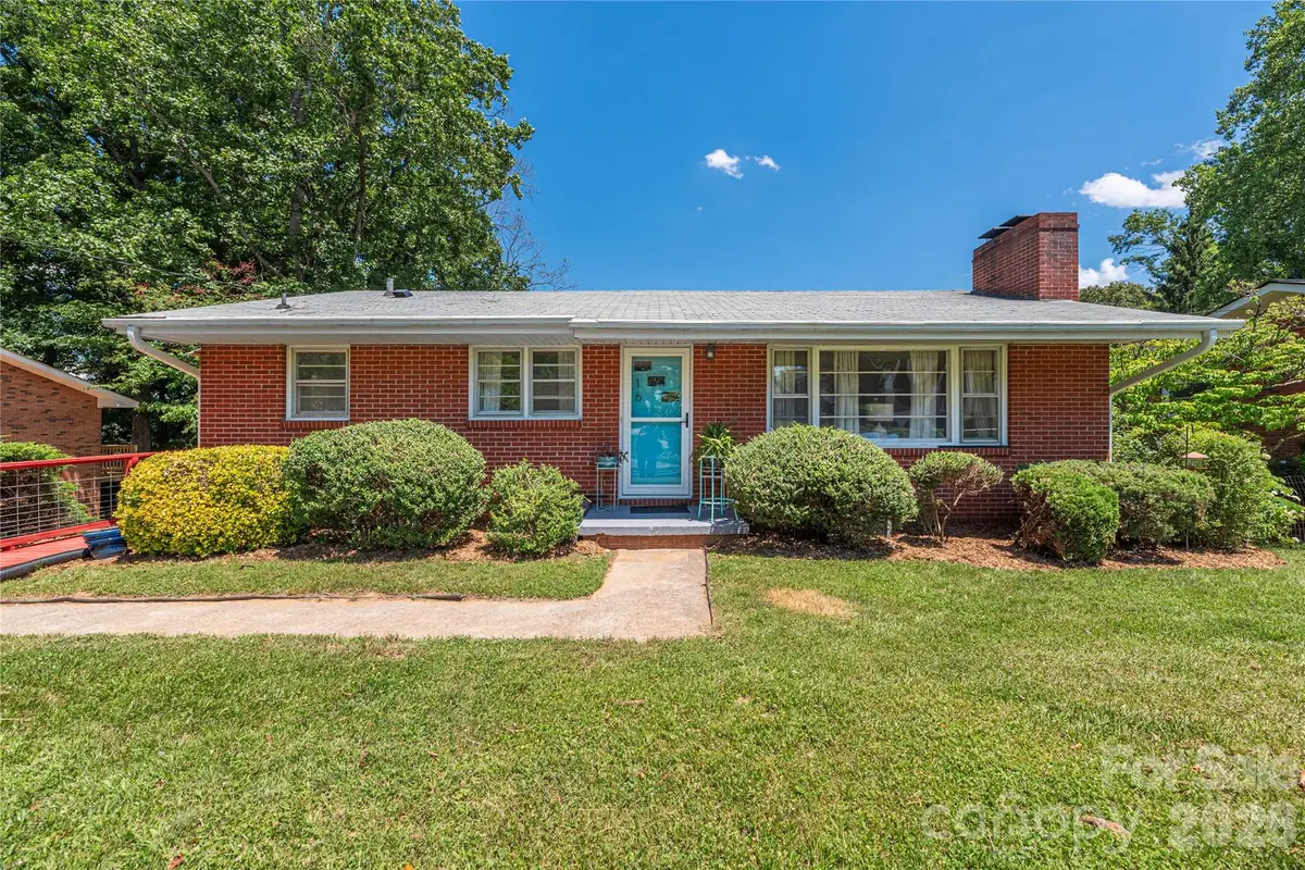 16 Oteen Church Road, Asheville, NC 28805 - #1