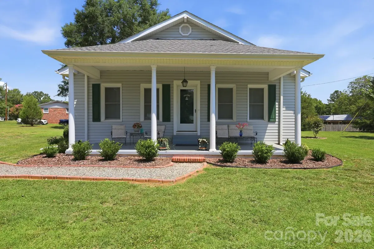 144 E Park Road, Ellenboro, NC 28040 - #1