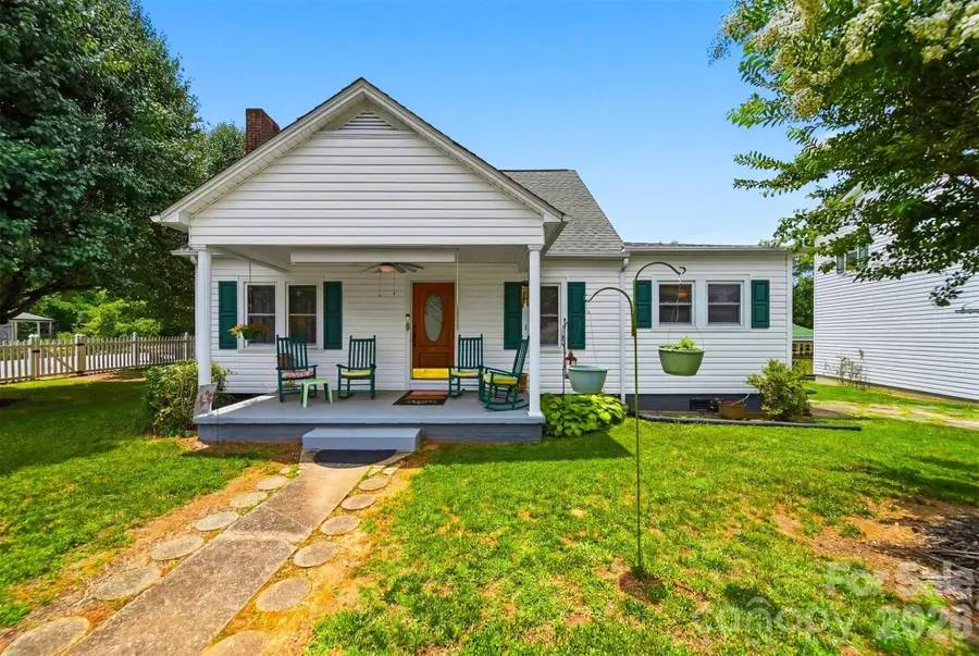 408 Garrou Avenue Sw, Valdese, NC 28690 - #2
