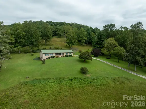 2112 Brittian Lane, Lenoir, NC 28645