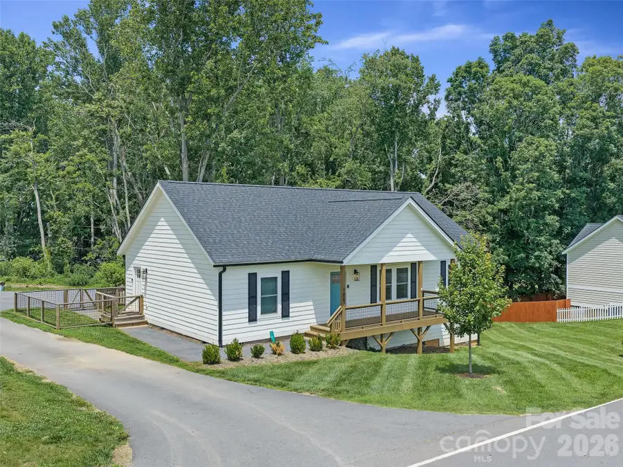 105 Crowder Hills Lane, Asheville, NC 28804 - #2