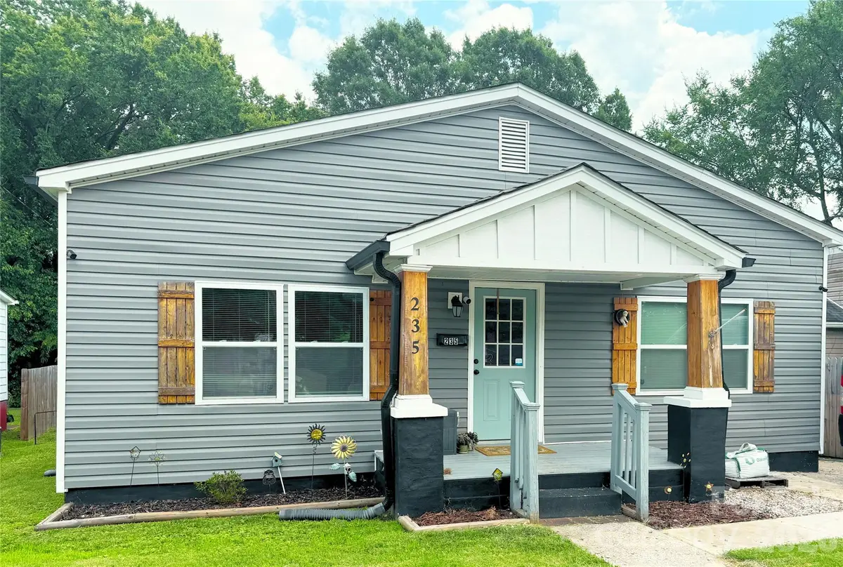 235 Lincoln Street Sw, Concord, NC 28025 - #1