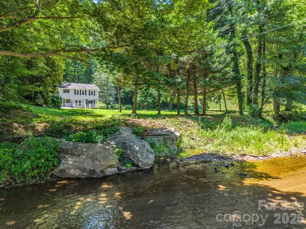 102 Little House Road, Tryon, NC 28782