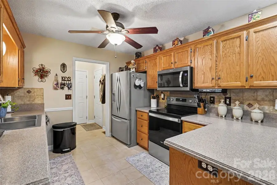 6007 Charlton Oaks Drive, Waxhaw, NC 28173 - #3