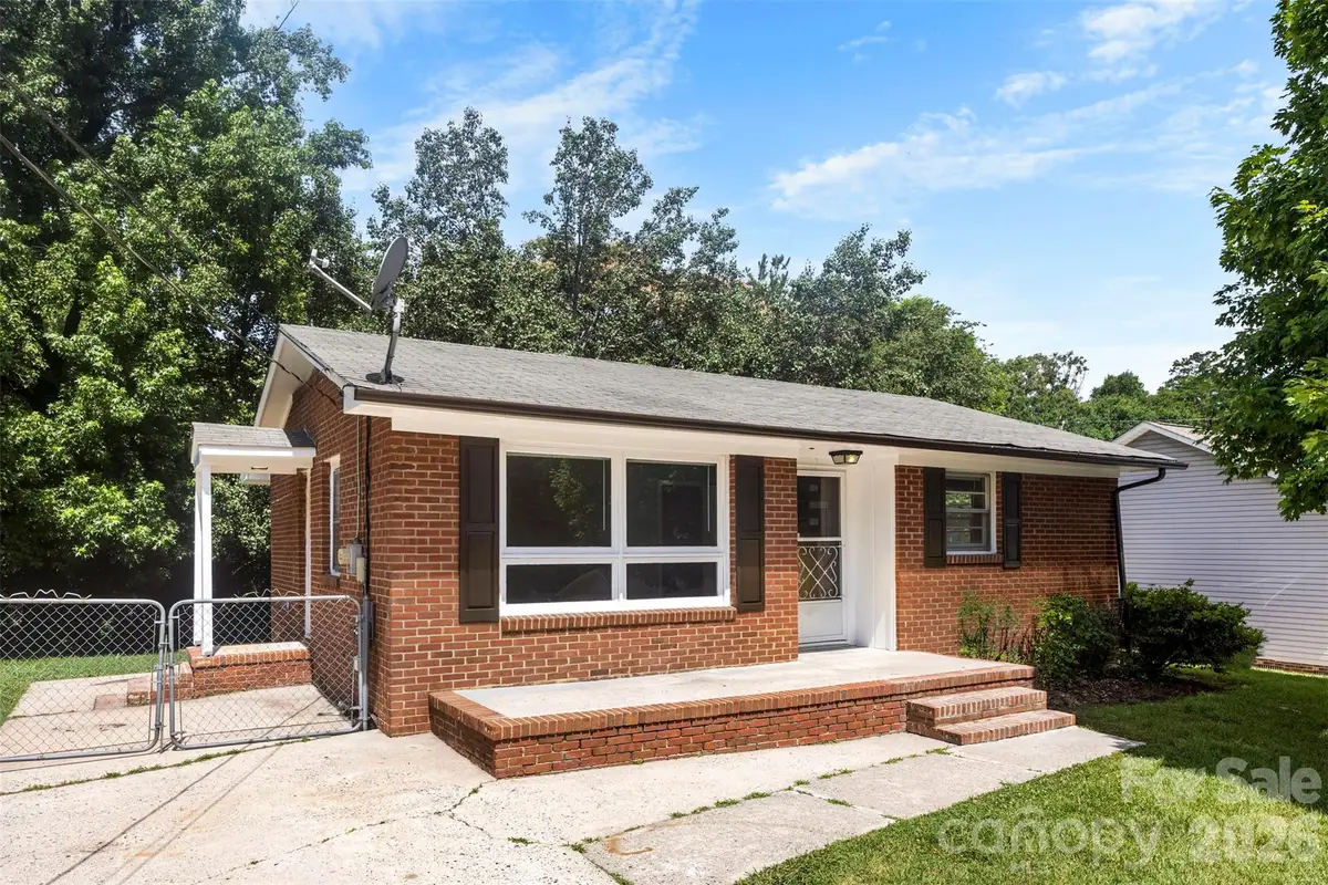 104 Lee Street, Belmont, NC 28012 - #1