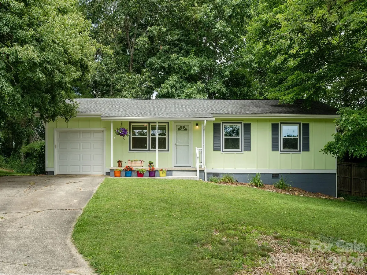 14 Fox Run Place, Fairview, NC 28730 - #1