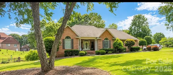 2041 Fairways Drive, Cherryville, NC 28021