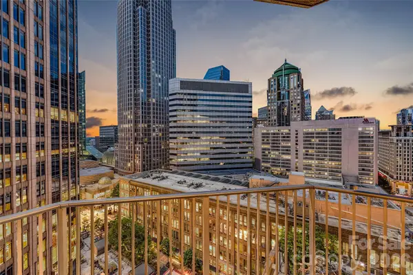 210 N Church Street #1605, Charlotte, NC 28202
