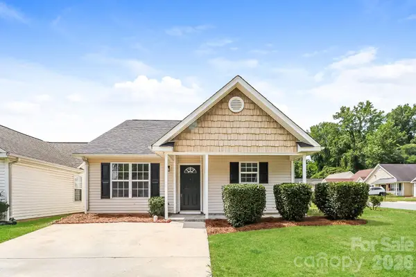 4135 Canyon Creek Lane, Charlotte, NC 28216