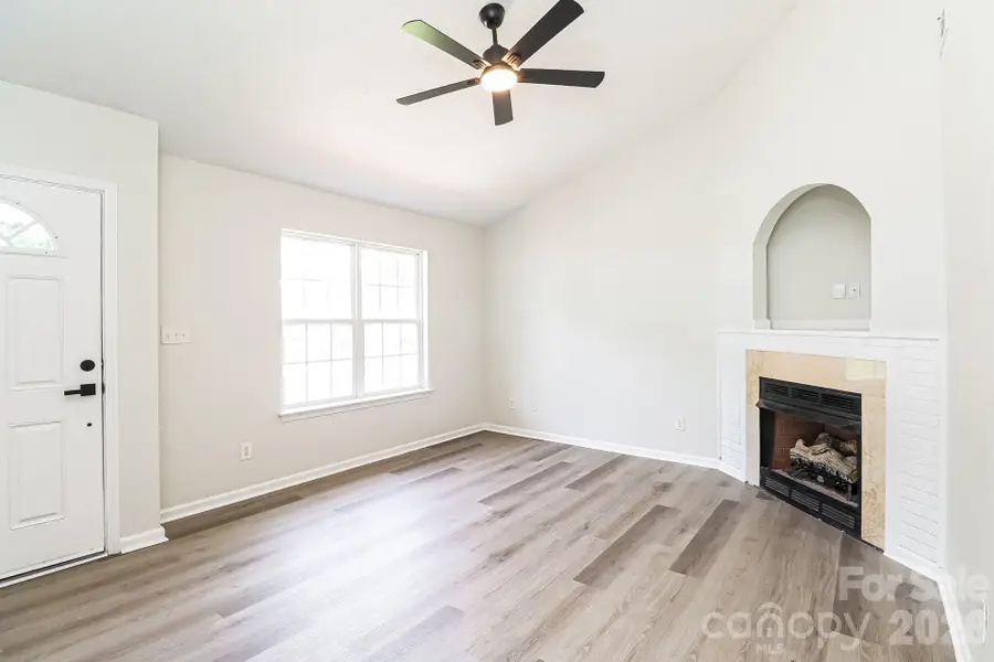 4135 Canyon Creek Lane, Charlotte, NC 28216 - #3