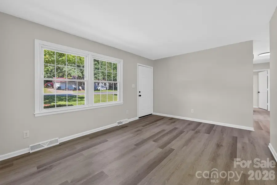 6820 Barrington Drive, Charlotte, NC 28215 - #3