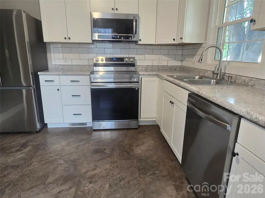 127 Northview Dorsey Street, Rutherfordton, NC 28139 - #2