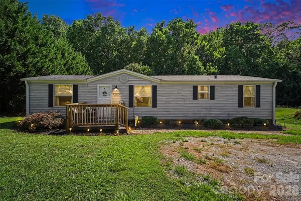 504 Mountain Meadows Drive #55, Bessemer City, NC 28016