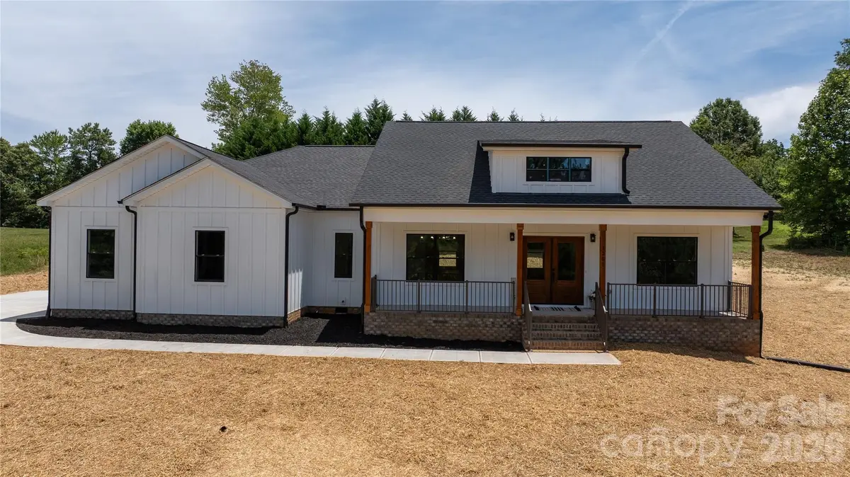 1265 Misty Lane, Hickory, NC 28601 - #1