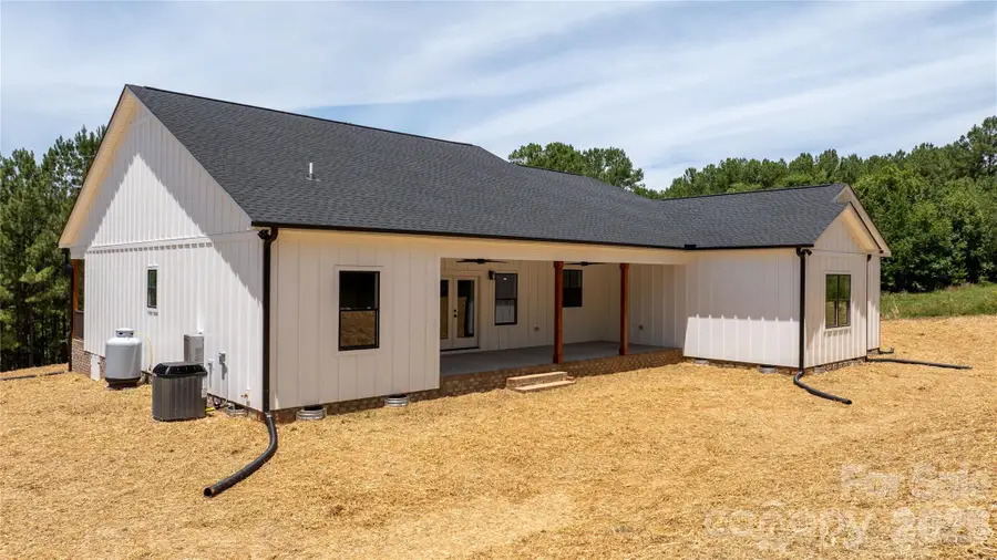 1265 Misty Lane, Hickory, NC 28601 - #3