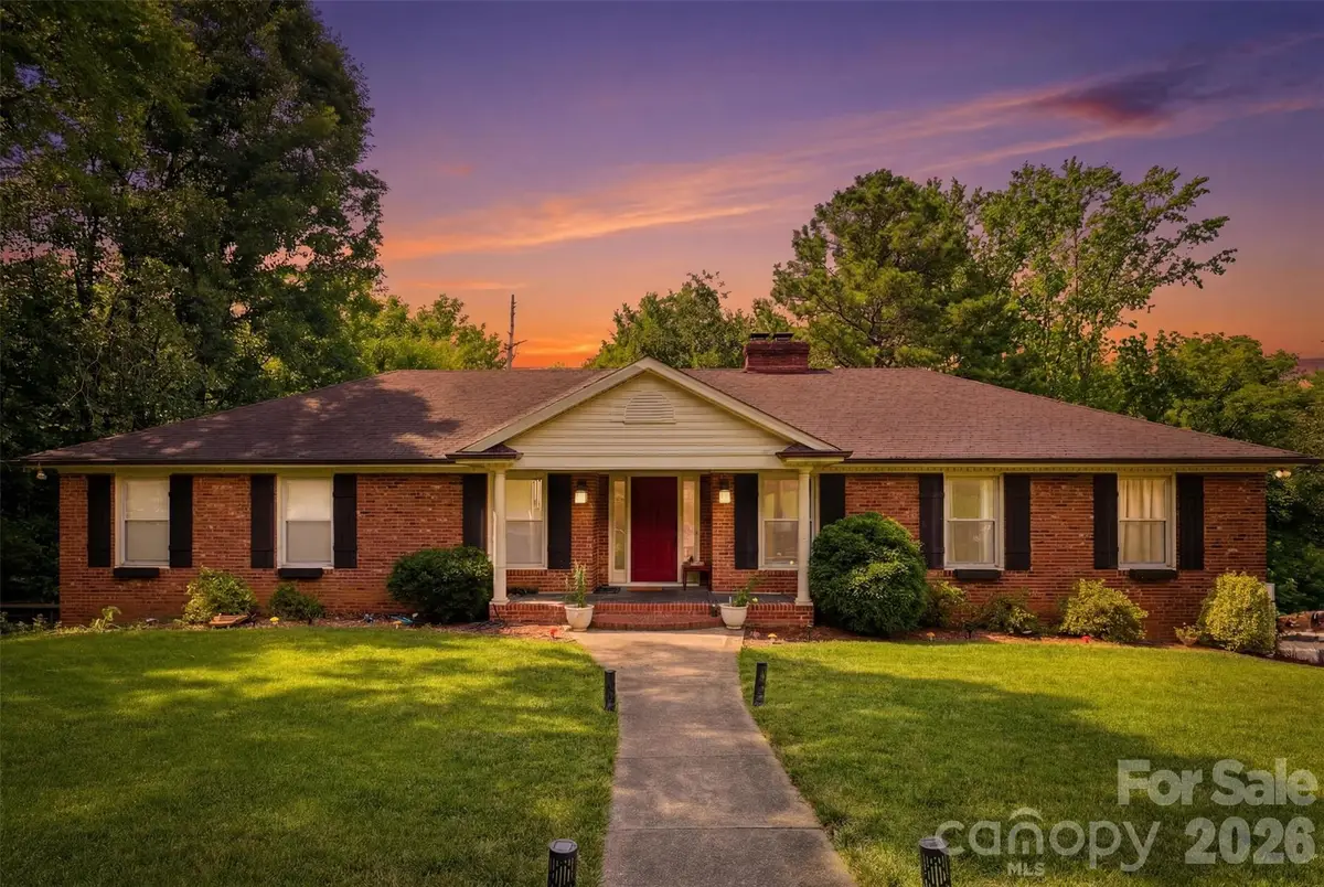 2620 Lynbridge Drive, Charlotte, NC 28226 - #1