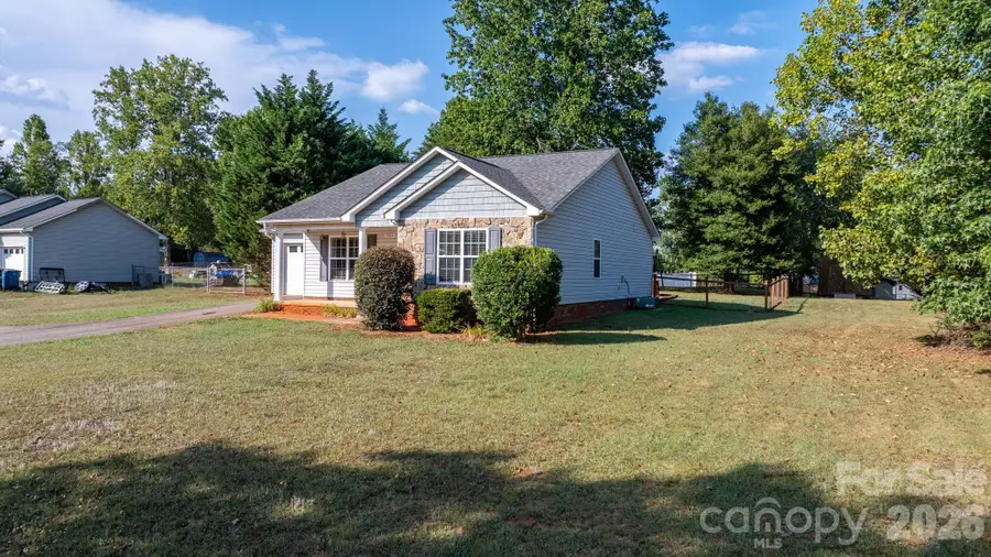 3844 Bridle Path Drive, Vale, NC 28168 - #2