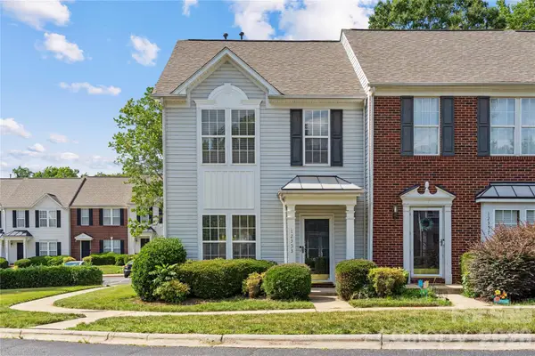 12353 Jessica Place, Charlotte, NC 28269