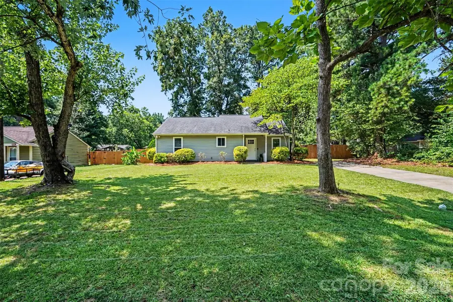 6008 Trysting Road, Charlotte, NC 28227 - #2
