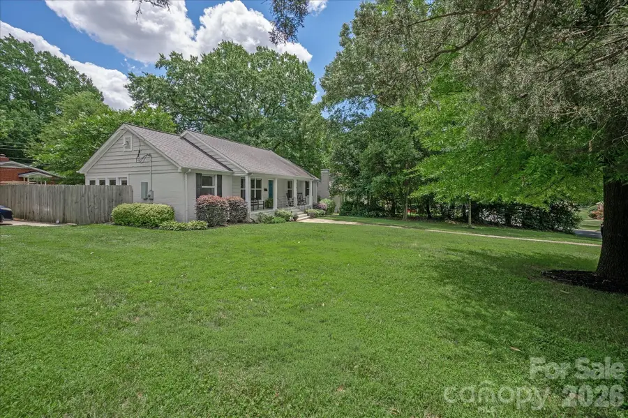 5201 Glenham Drive, Charlotte, NC 28210 - #3