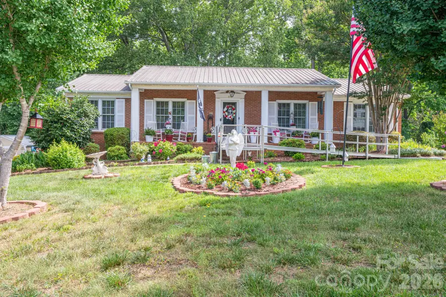 818 Hill Street, Shelby, NC 28152 - #2