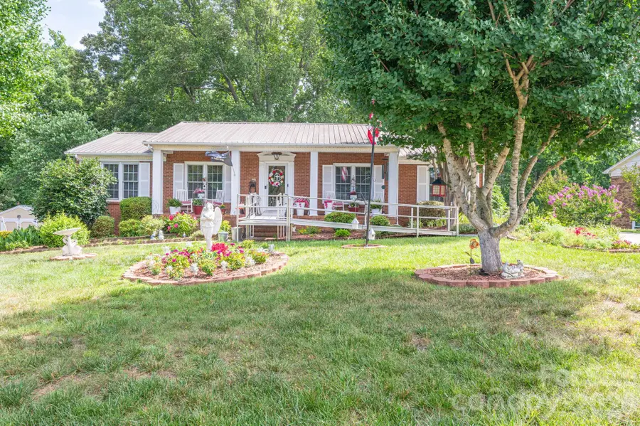 818 Hill Street, Shelby, NC 28152 - #3