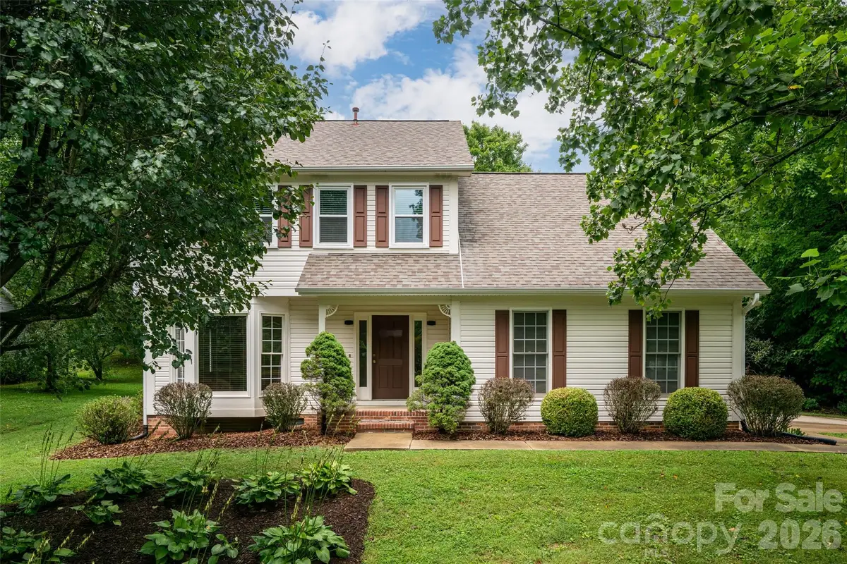 204 Windsor Forest Circle, Fletcher, NC 28732 - #1