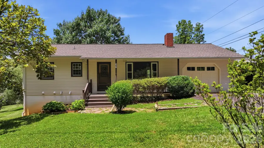167 Pauline Avenue, Franklin, NC 28734 - #2