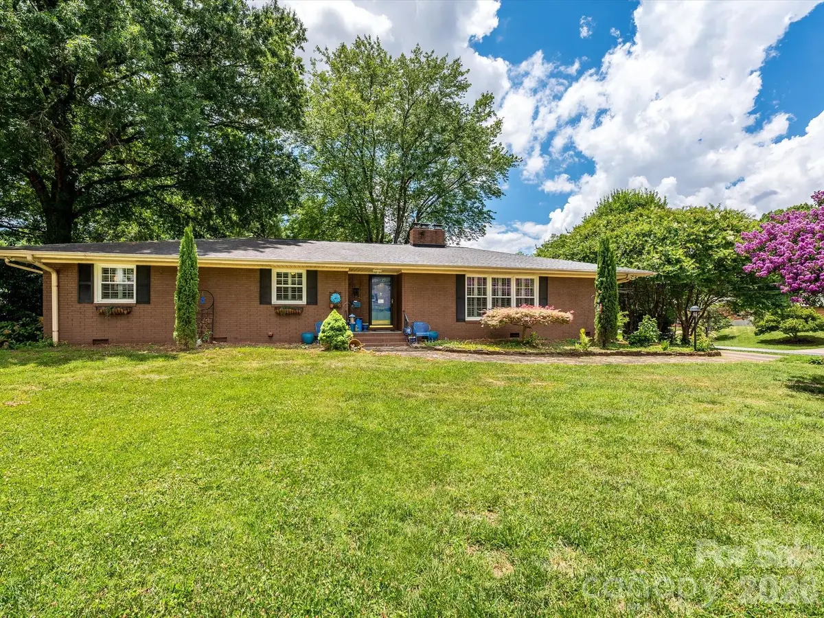 1300 Bevis Drive, Charlotte, NC 28209 - #1