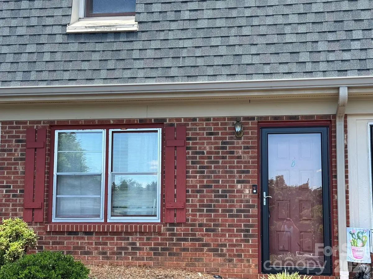 224 14th Avenue Se #D, Hickory, NC 28602 - #1