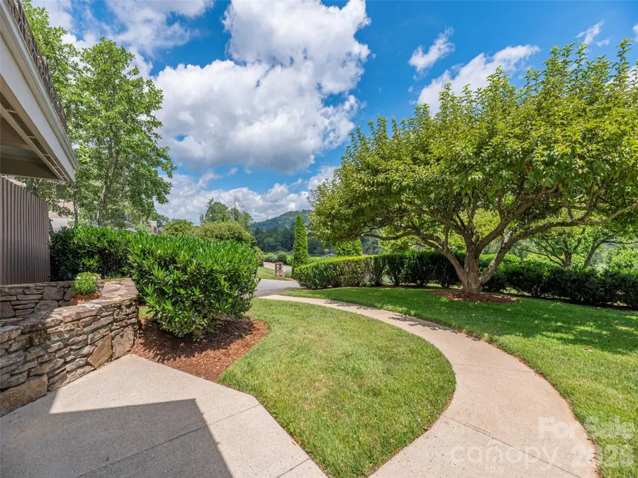 34 Dover Street, Asheville, NC 28804 - #2