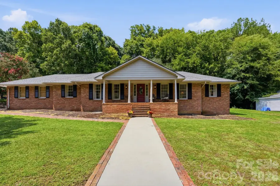 185 Hillcrest Avenue Se, Concord, NC 28025 - #2