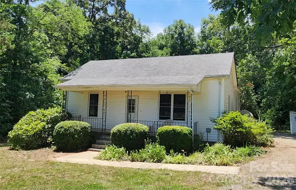 148 Watts Farm Lane, Mooresville, NC 28115