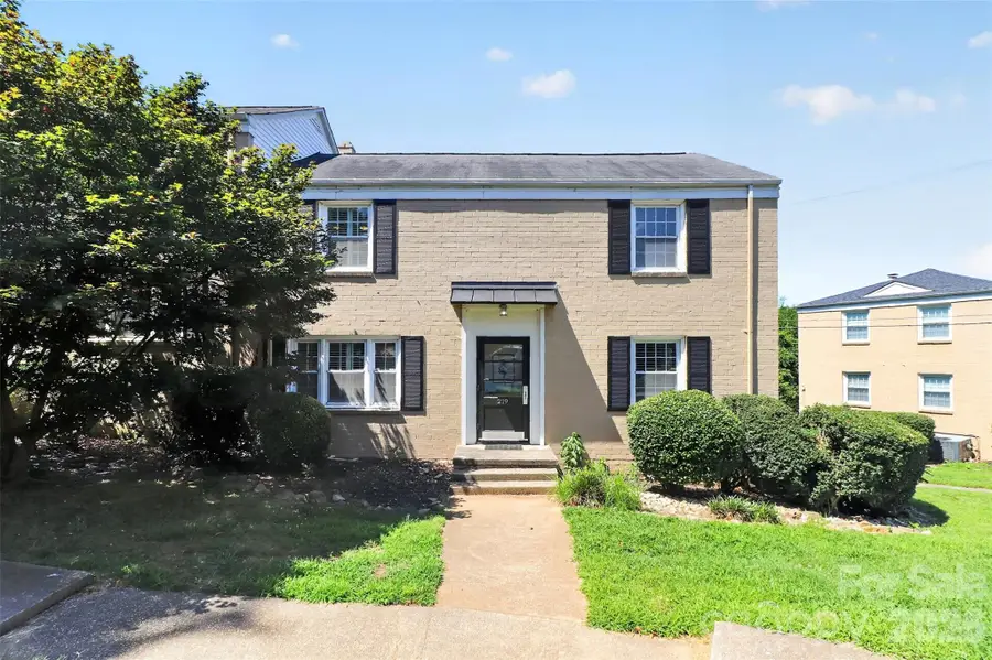 219 Wakefield Drive, Charlotte, NC 28209 - #2