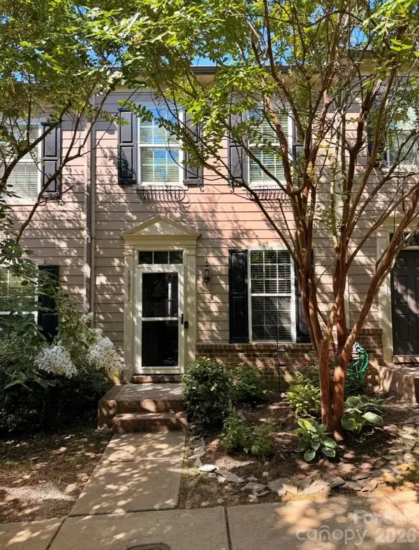 13811 Hill Street, Huntersville, NC 28078