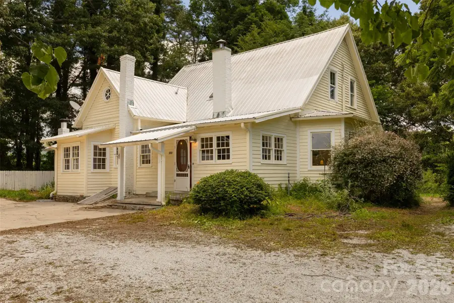 100 Cannon Drive, Hendersonville, NC 28792 - #2