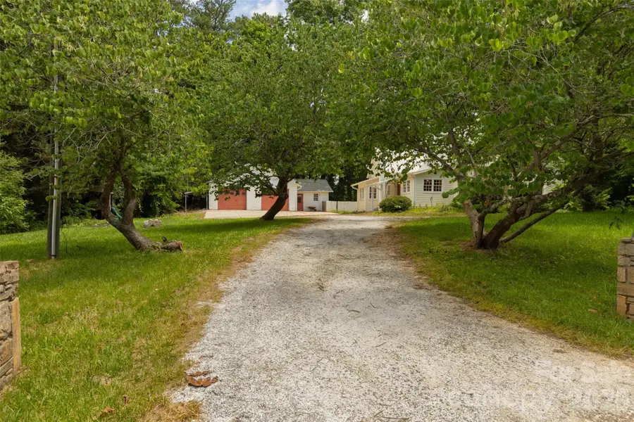 100 Cannon Drive, Hendersonville, NC 28792 - #3