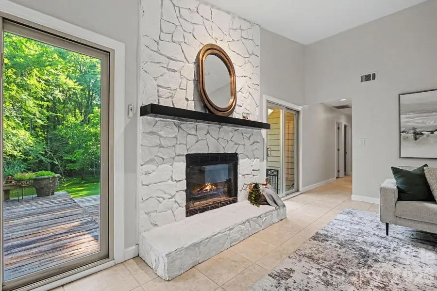 10006 Stoneleigh Lane, Charlotte, NC 28277 - #3