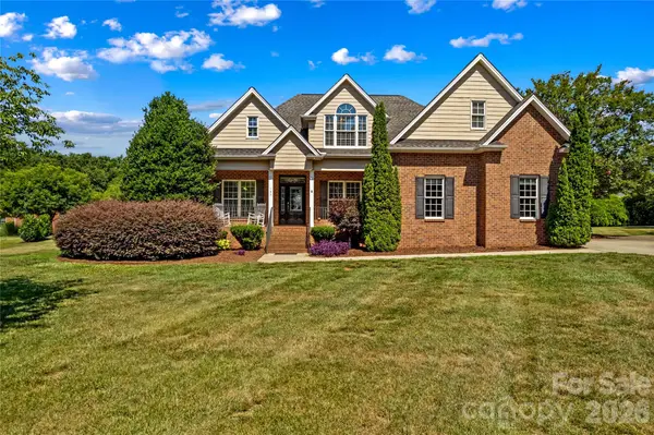 185 Upper Oak Drive, Statesville, NC 28625