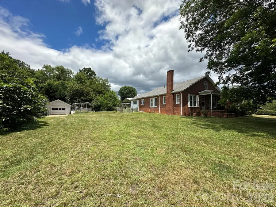502 Connelly Springs Road Sw, Lenoir, NC 28645 - #3