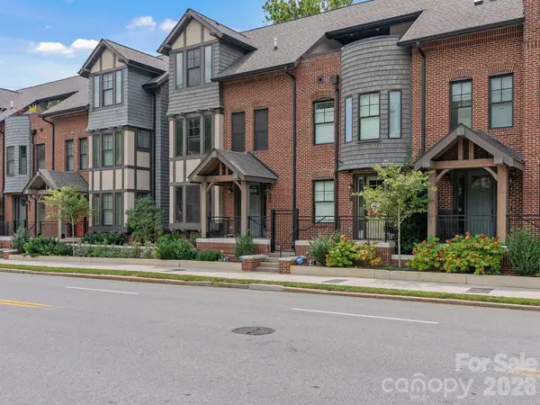 229 Broadway Street, Asheville, NC 28801