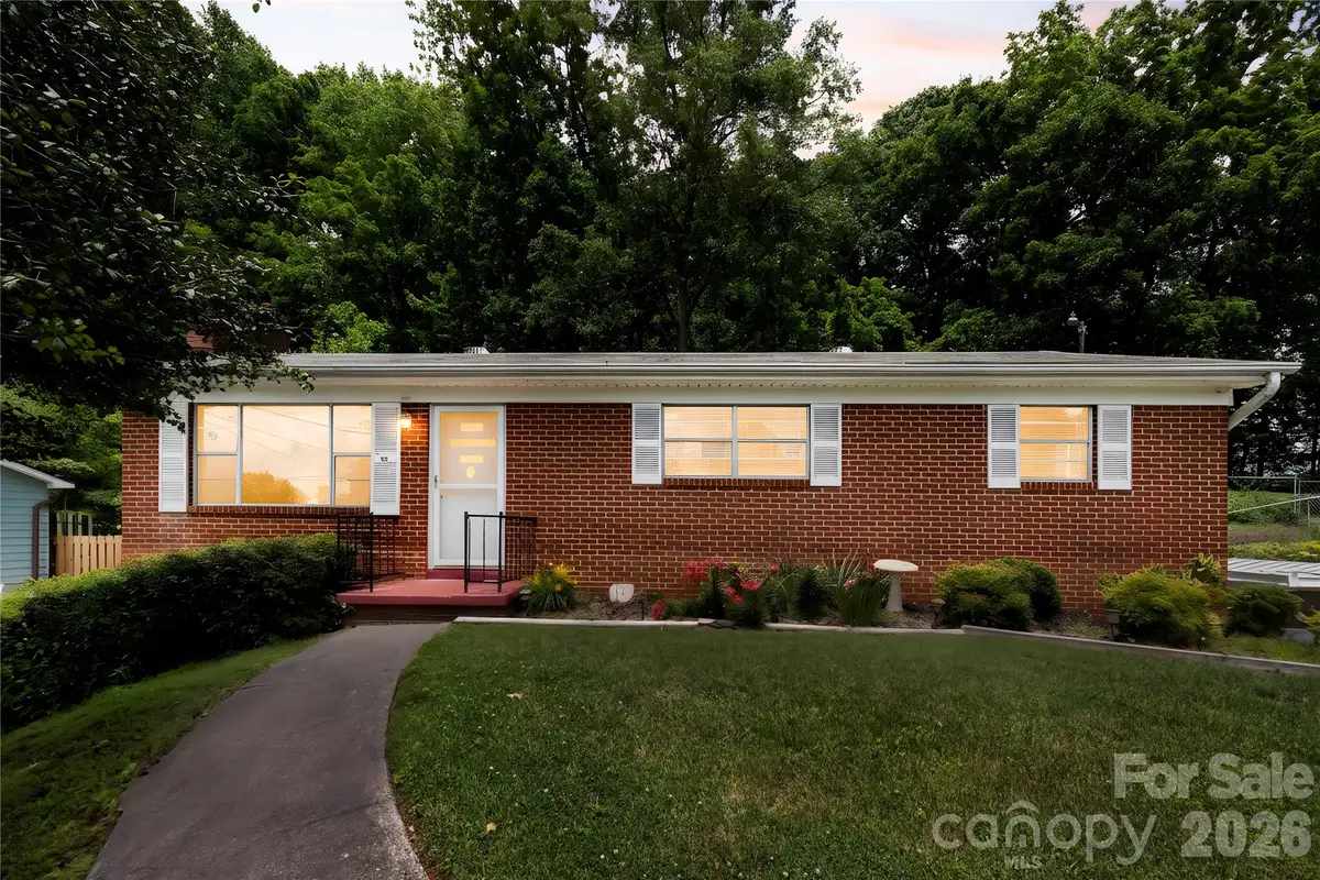 309 Oak Hill Road, Candler, NC 28715 - #1