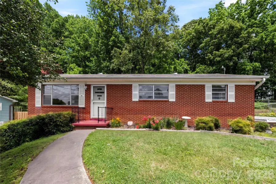 309 Oak Hill Road, Candler, NC 28715 - #2