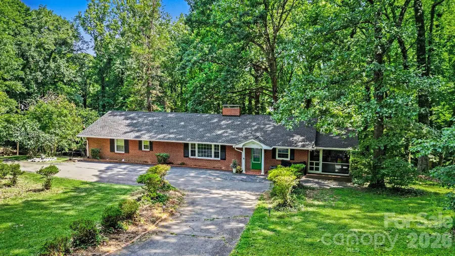 100 Malvern Court, Winston Salem, NC 27106 - #2