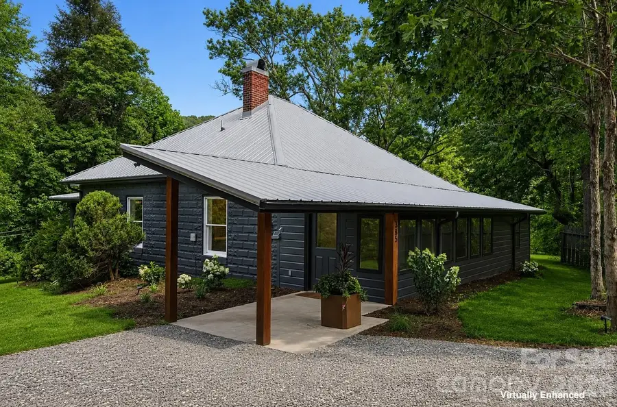 385 Chunns Cove Road, Asheville, NC 28805 - #2